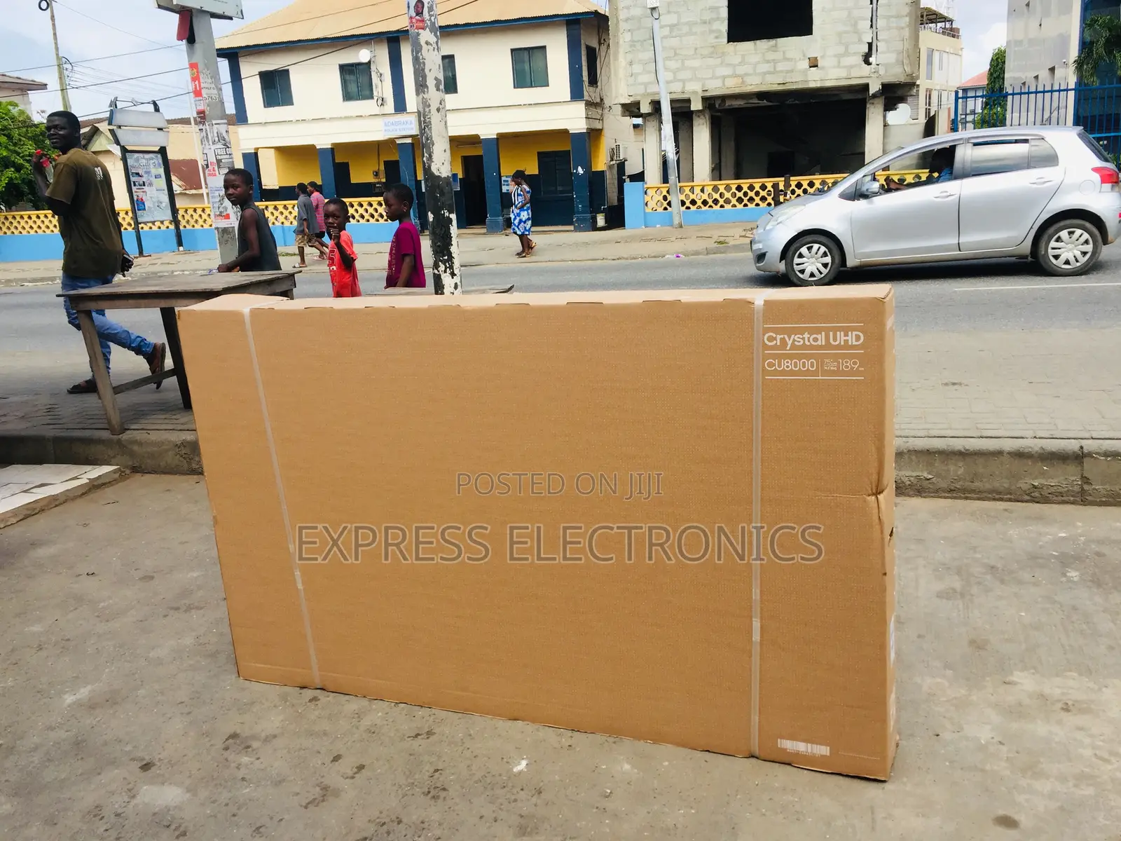 Wide Range Uhd Smart Samsung 85”Cu8000
