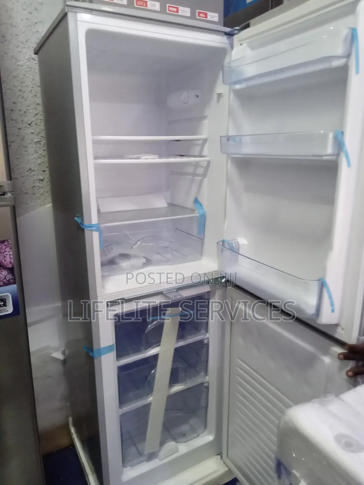140 Litres Nasco Fridge Buttom Freezer