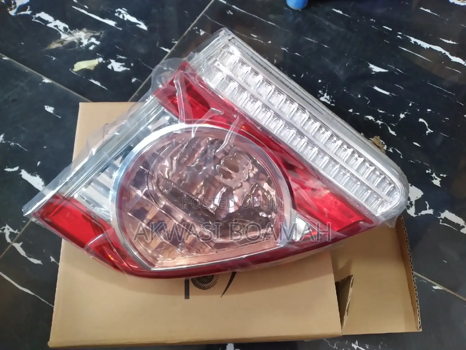 Toyota Corolla 010- 012 Boot Light