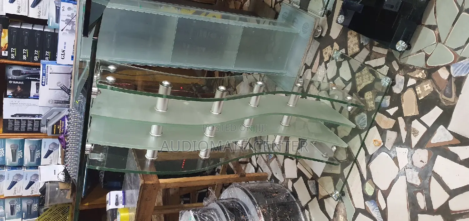 Glass Pulpet