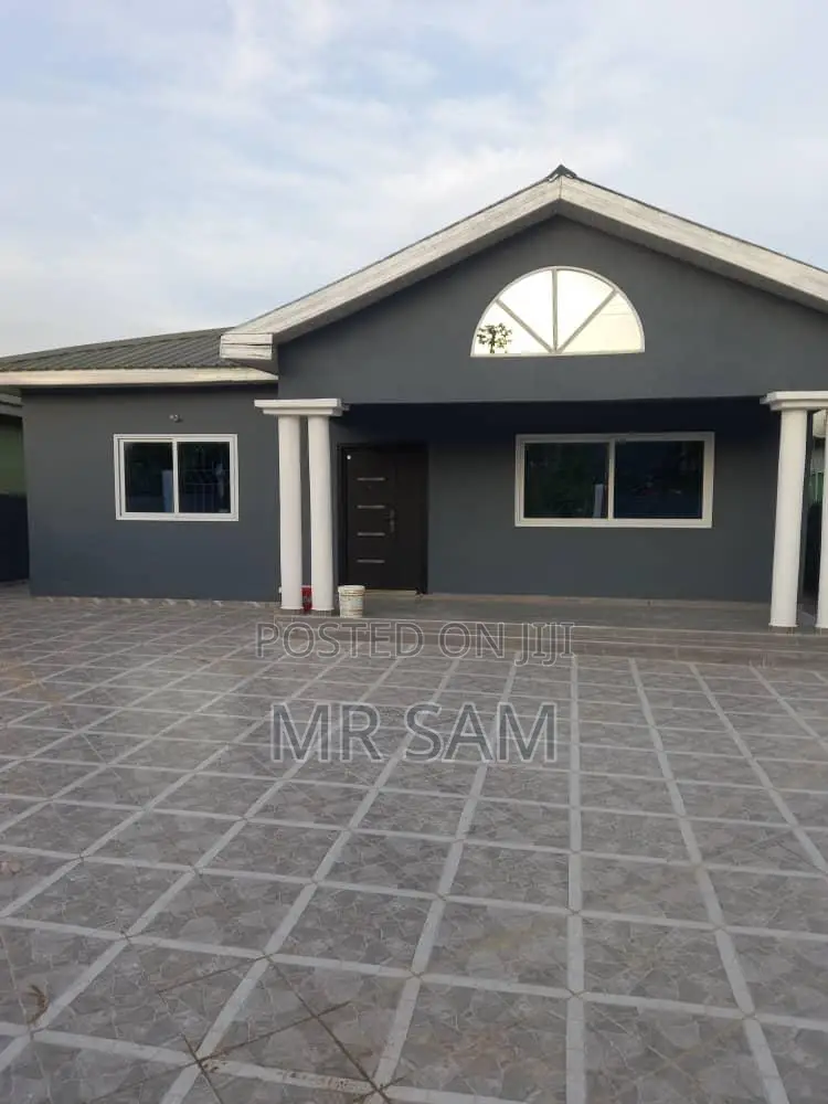 3bdrm House in Kasoa for sale