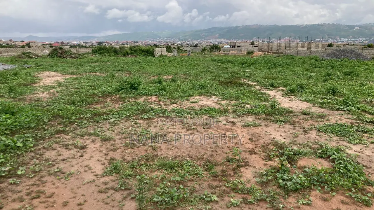 5bdrm House in Oyarifa for sale