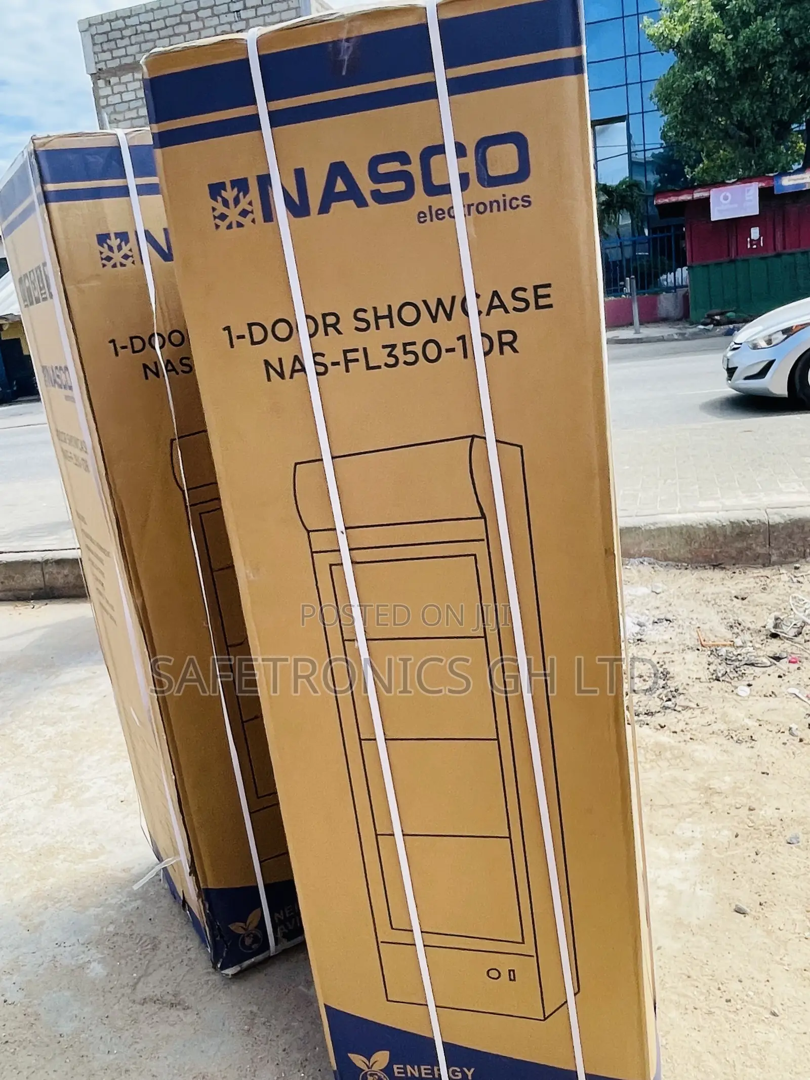 Available Display Nas-Fl350-1dr Singledoor Glass Fridge 