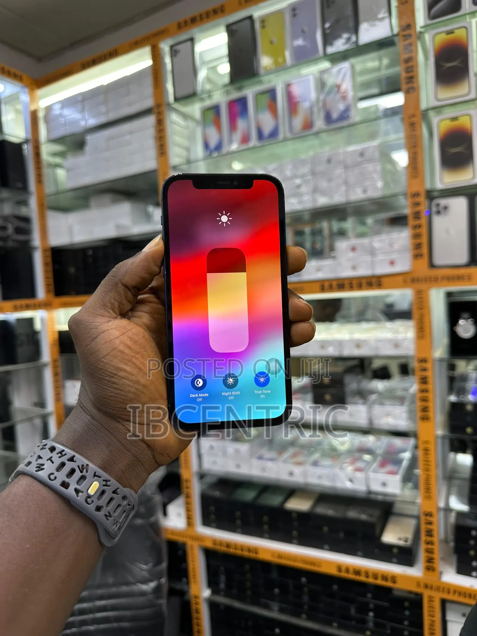 Apple iPhone 12 64 GB Black