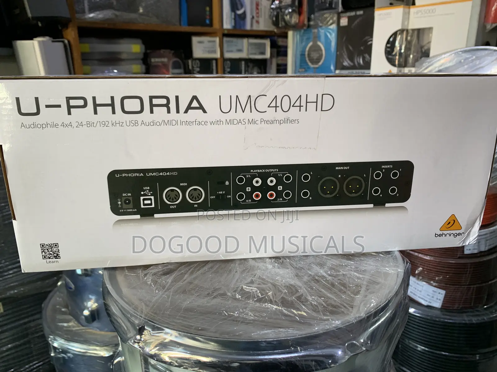 Behringer U-Phoria Umc404hd USB Audio/Midi Interface