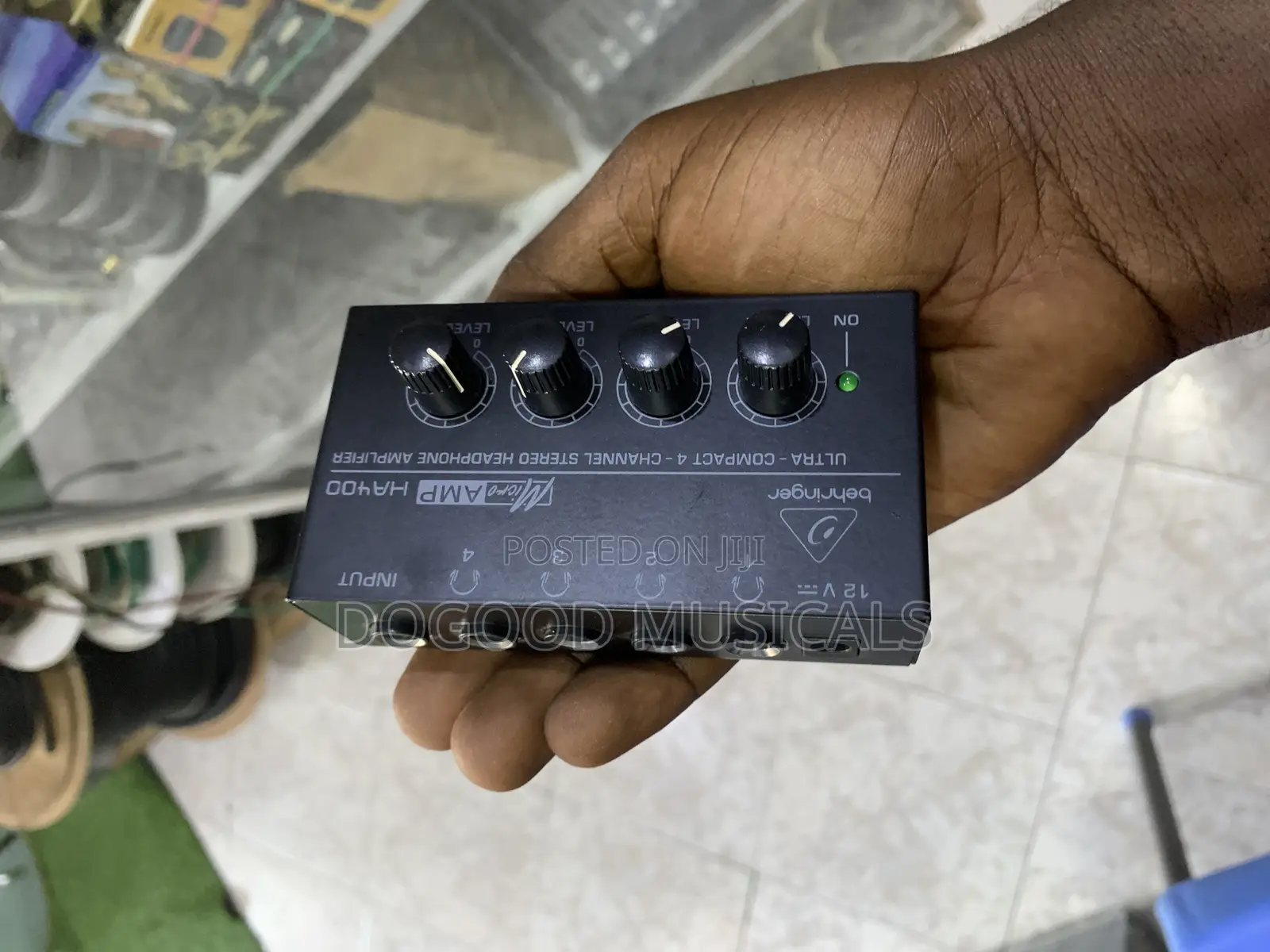 Behringer HA-400 Ultra Compact 4-Channel Headphone Amplifier
