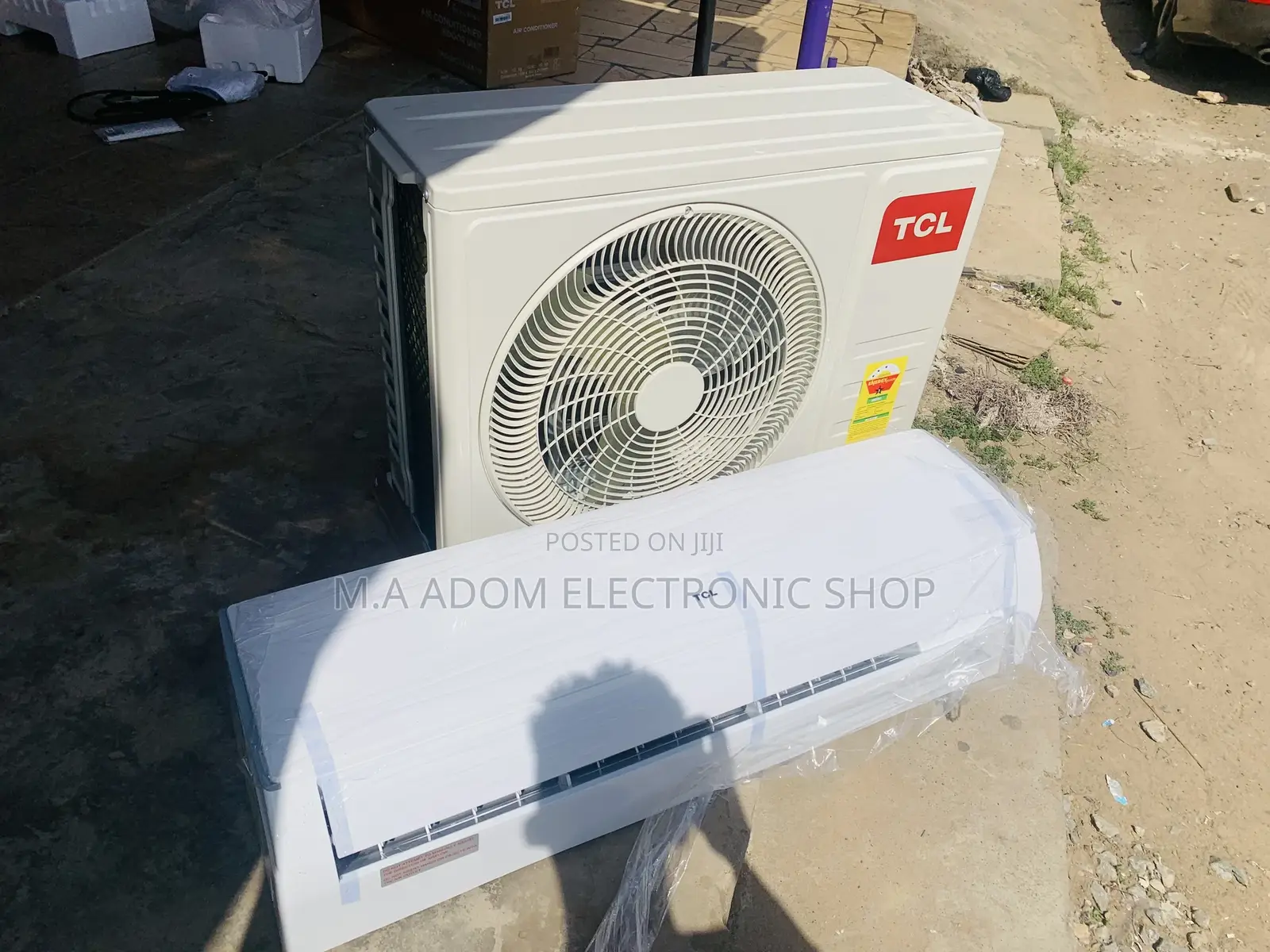 Classic TCL 2.5hp Split Type Inverter Air Conditioner,White.