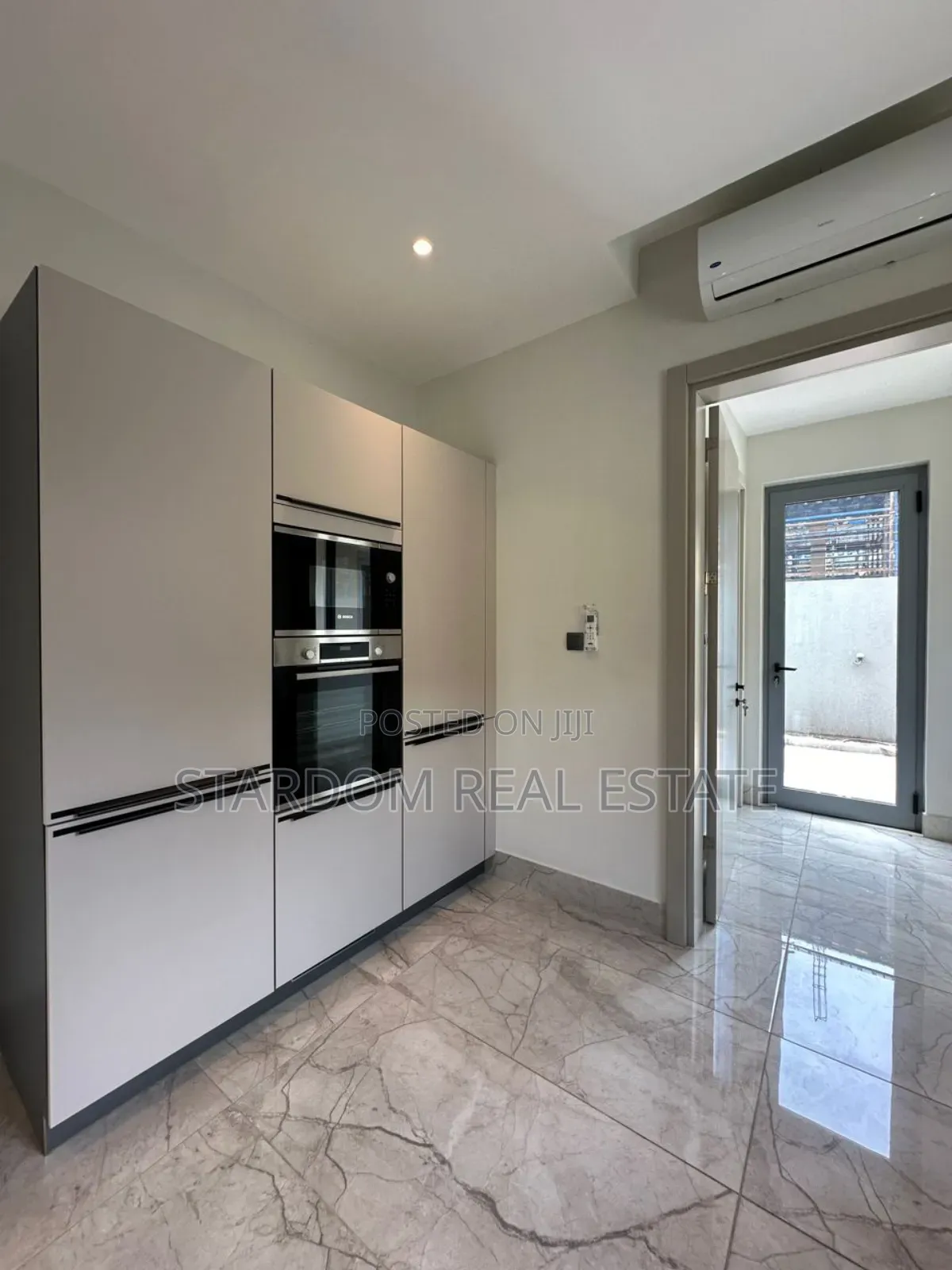 4bdrm Duplex in East Legon for rent