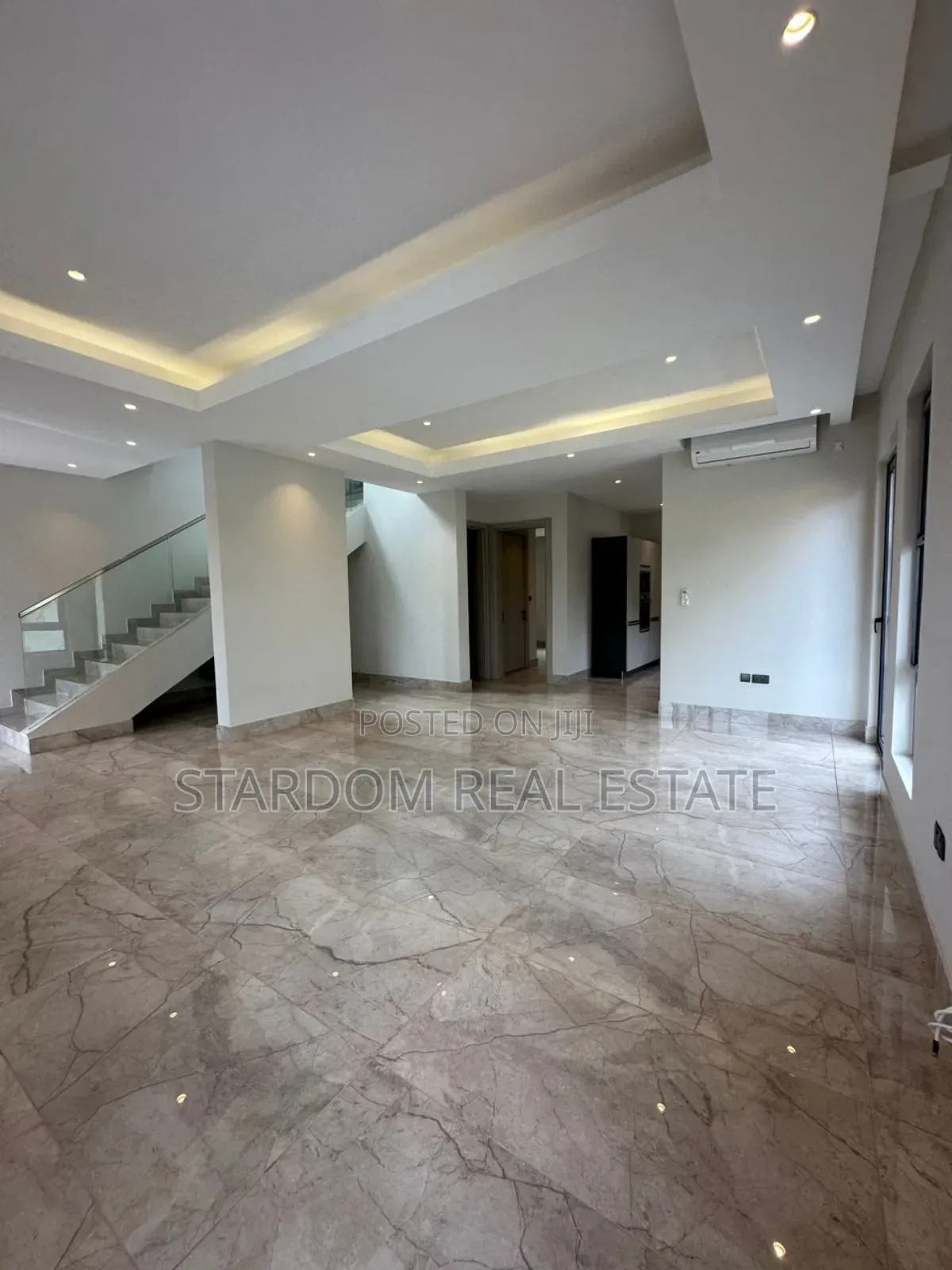 4bdrm Duplex in East Legon for rent