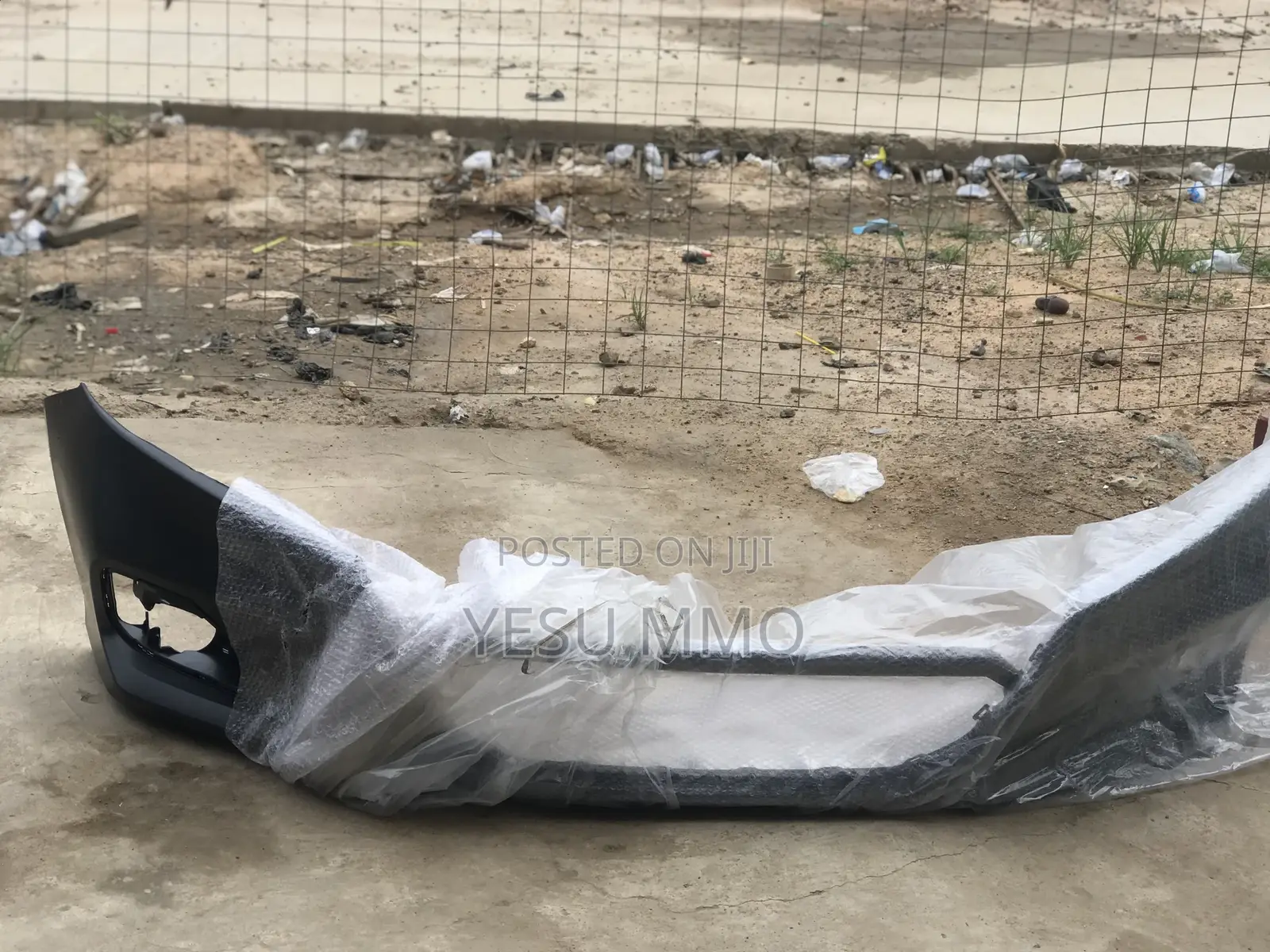 Honda Civic 18 Front Bumper (Empty)