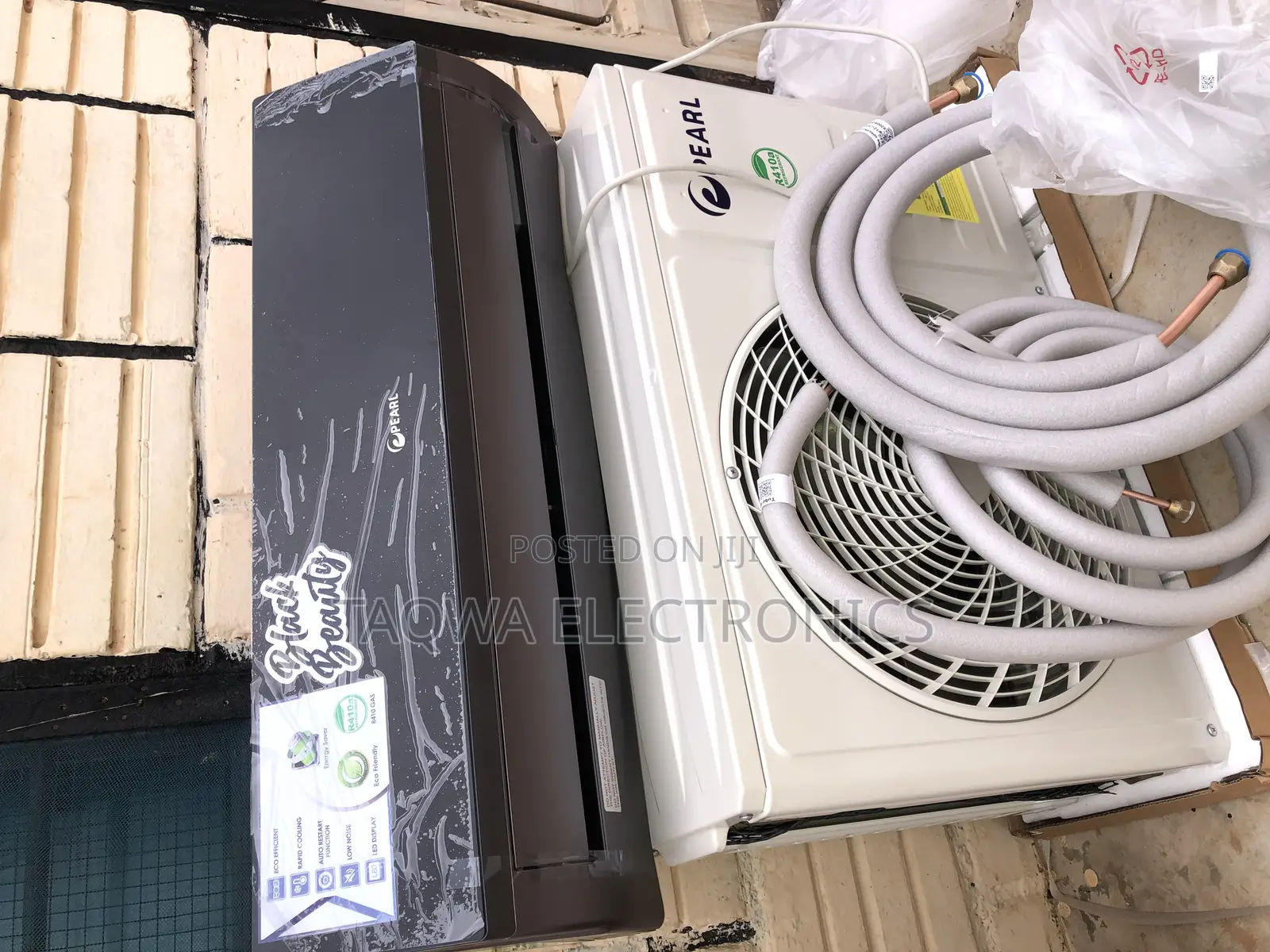 Astonishing Pearl 1.5hp Air Conditioner