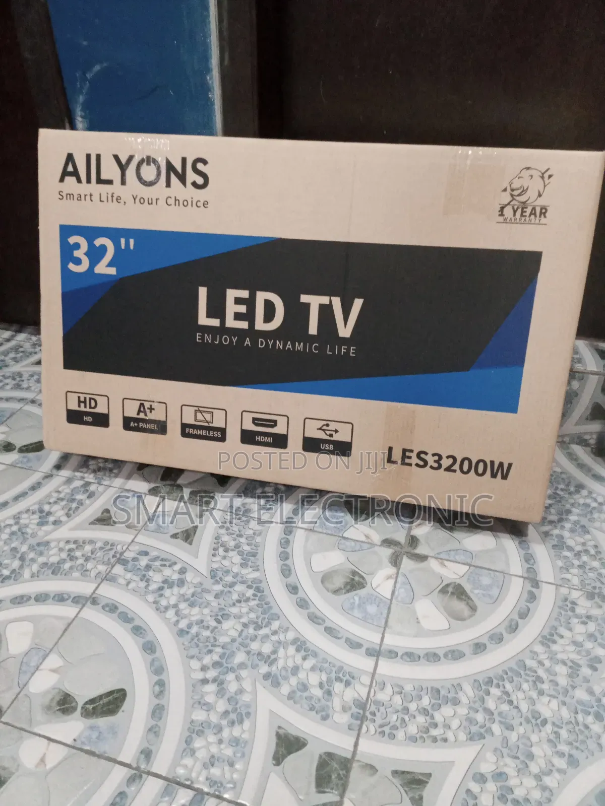 Ailyons Frameless Digital Satellite 32inches 2024LED T2/S2#