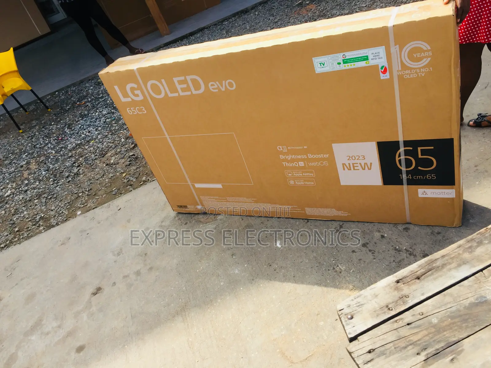 True to Life Color OLED Smart Lg 65”C36 Gloss Television