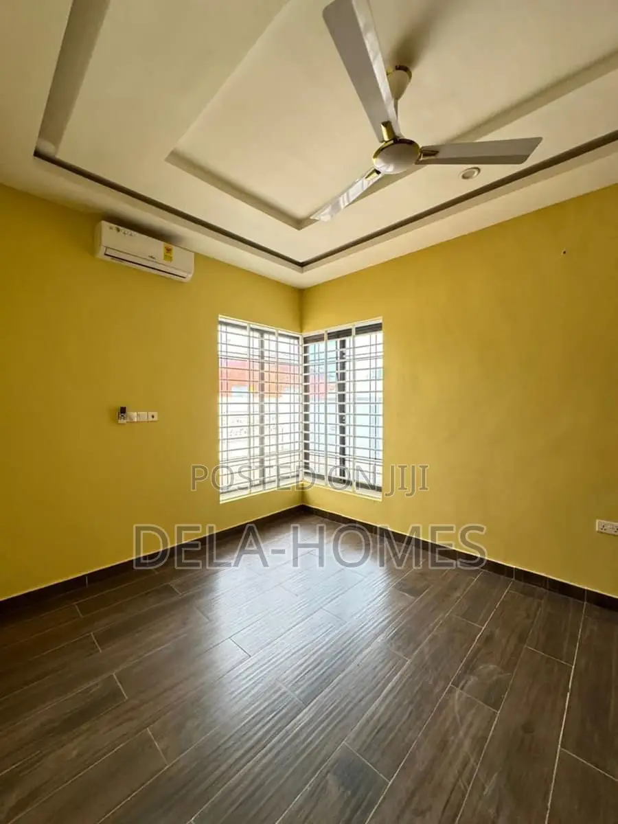 Three Bedroom Self Compond for Rent at Ashaley Botwe.