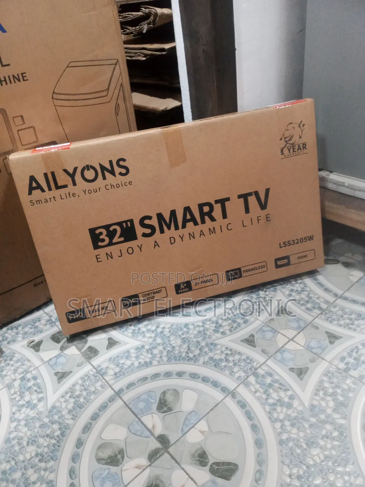 Smart Android Ailyons 32inches Television Brand New 2024LED