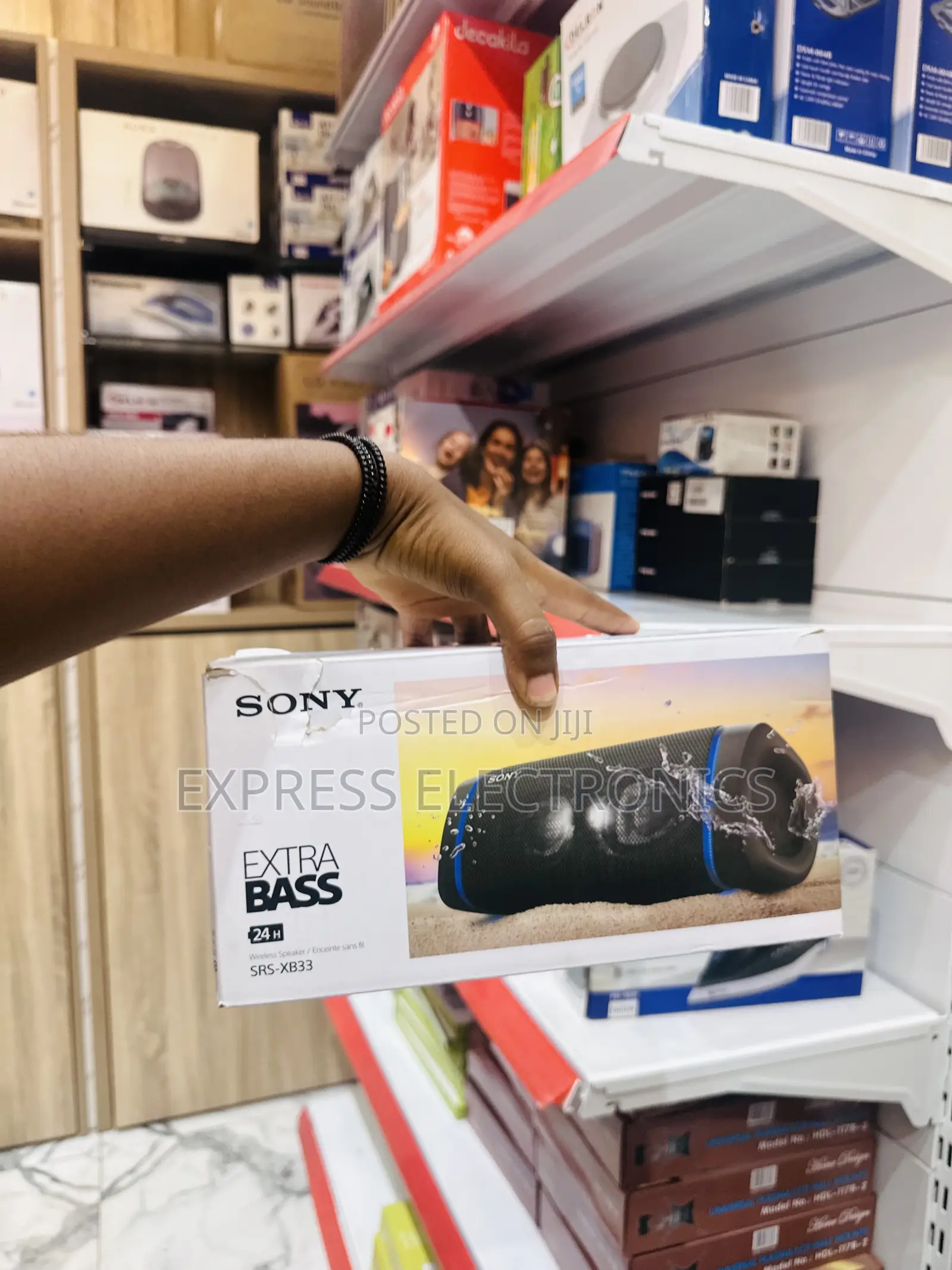 Powerful Dynamic Speaker Bluetooth Sony XB33