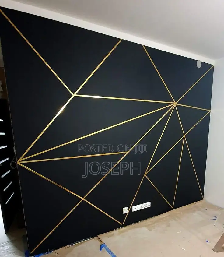 Gold Stripes Wall Design
