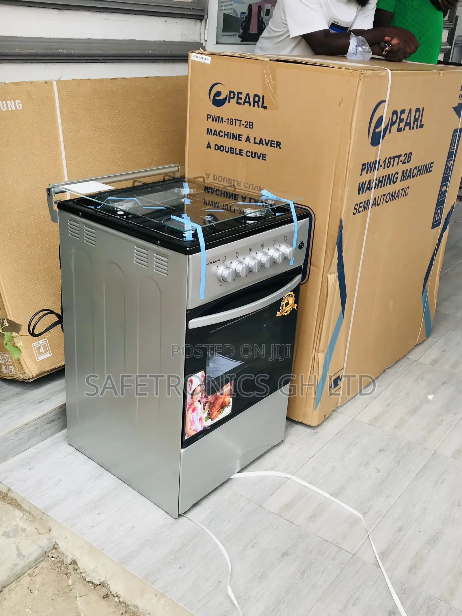 Essential 50by50 Volcano 4 Gas Cooker Oven With Grill Gray 