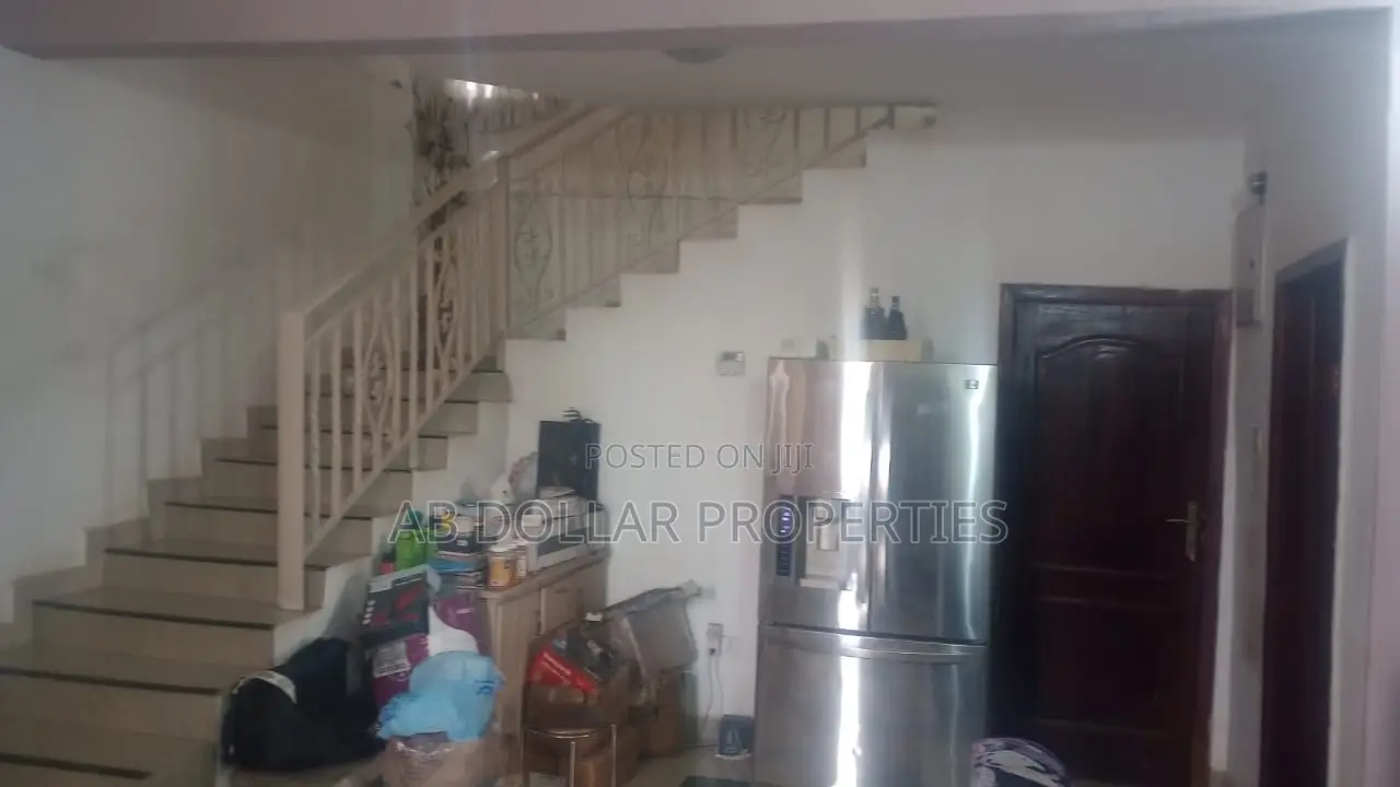 3bdrm House in Mangoes Street, Spintex for rent