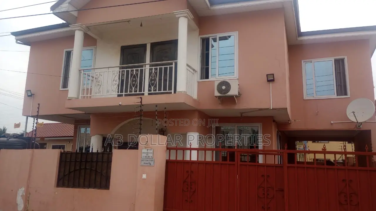 3bdrm House in Mangoes Street, Spintex for rent