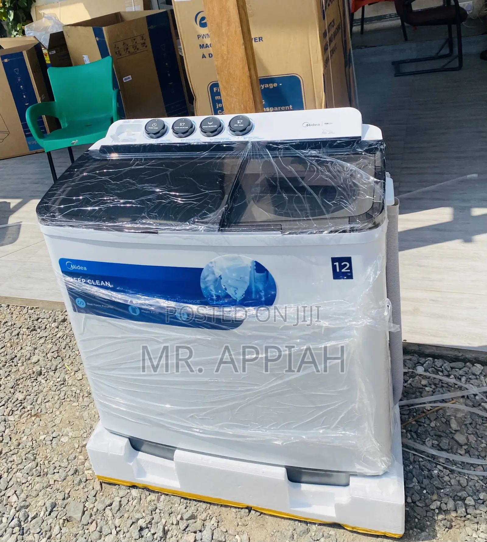 Elegant Design Midea 12kg Semi-Automatic Washing Machine.