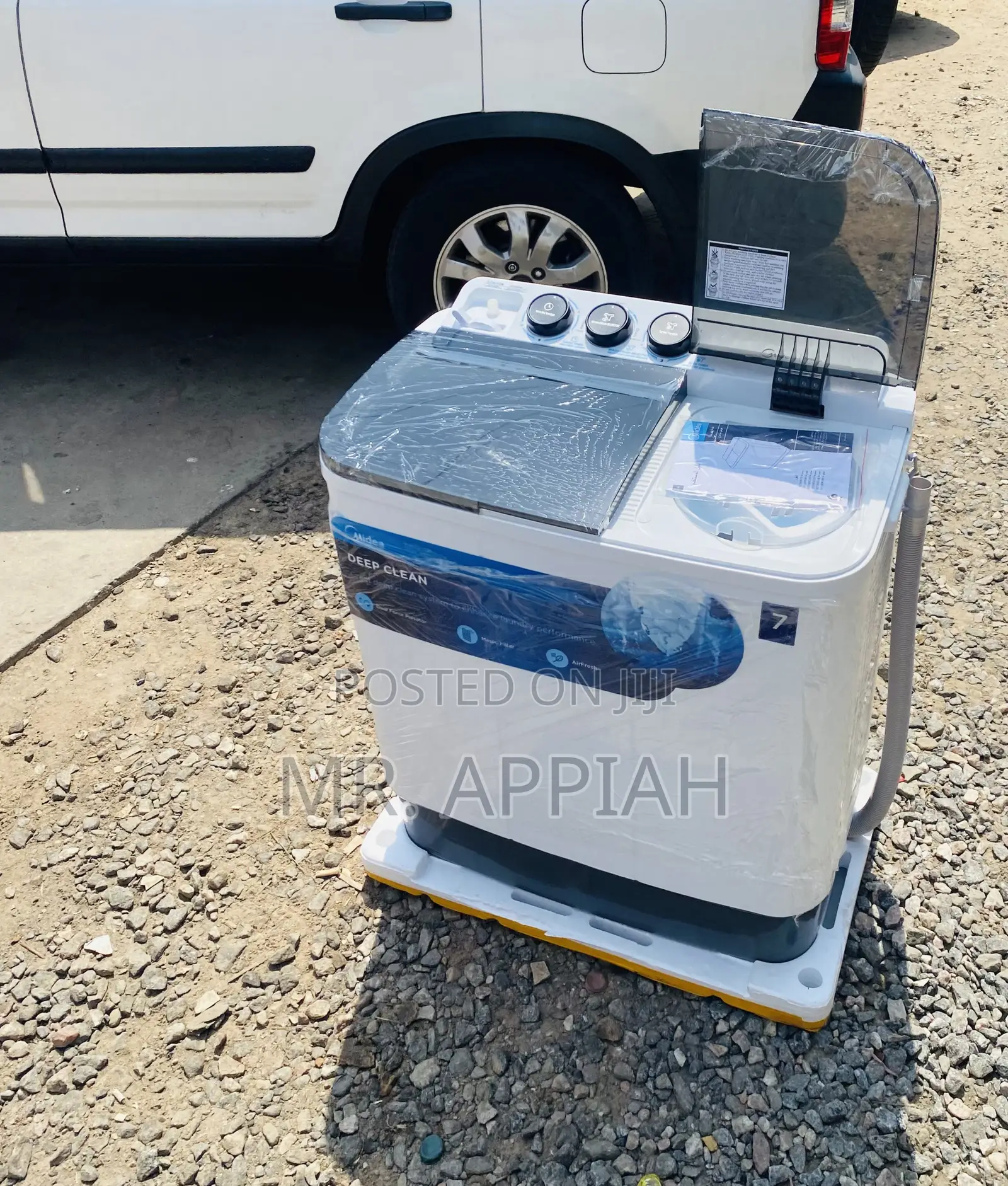 Long Lasting Midea 7kg Semi-Automatic Washing Machine.