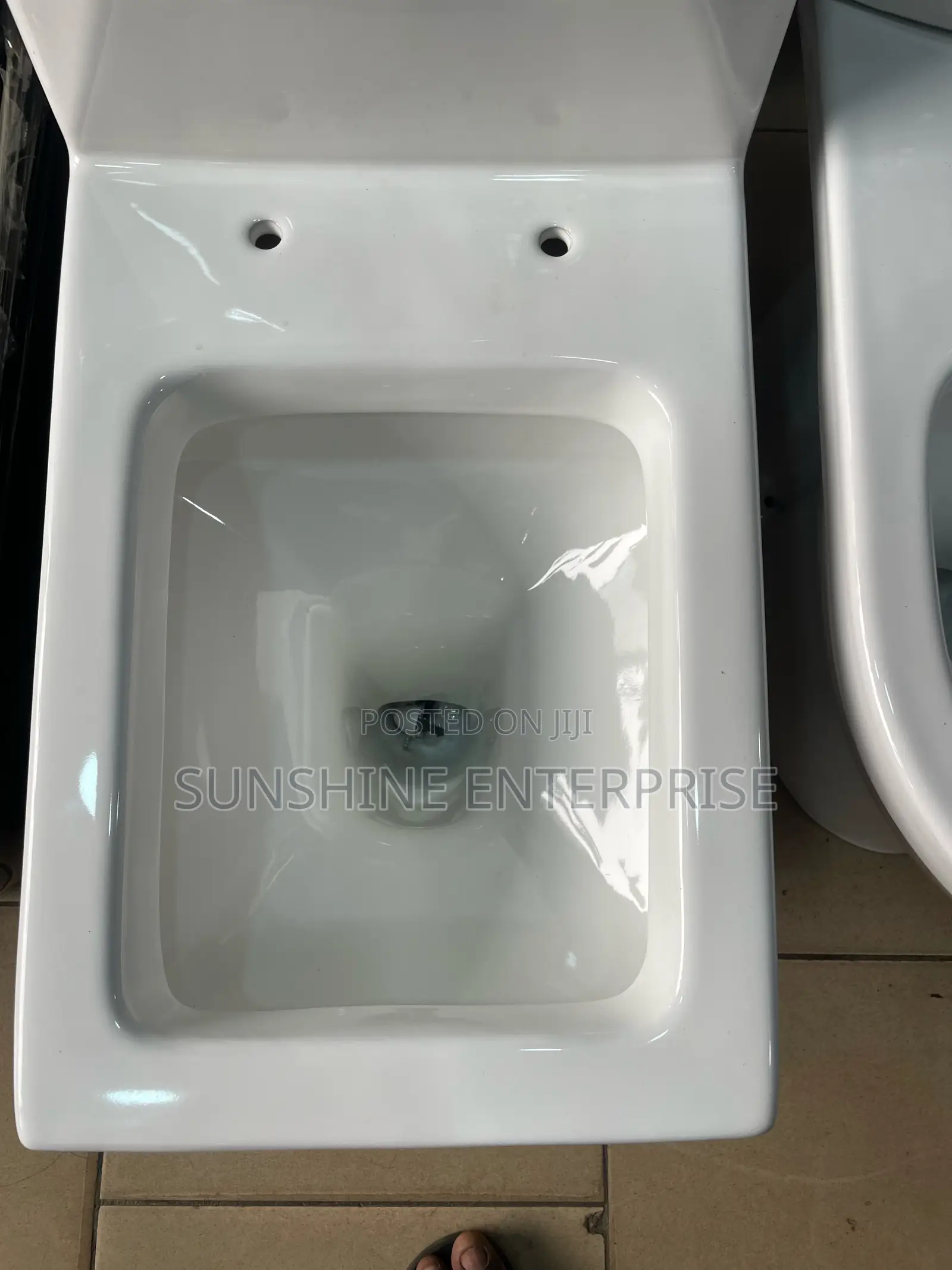 Diamond Luxury Water Closet