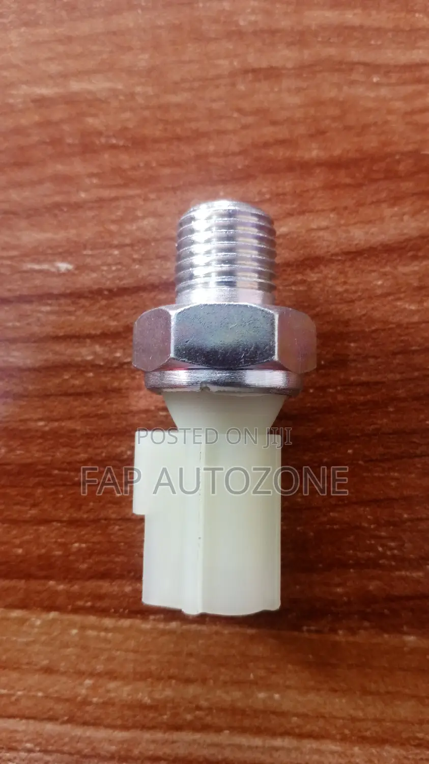 10575. Original Ford, Lincoln Oil Pressure Sensor From Usa