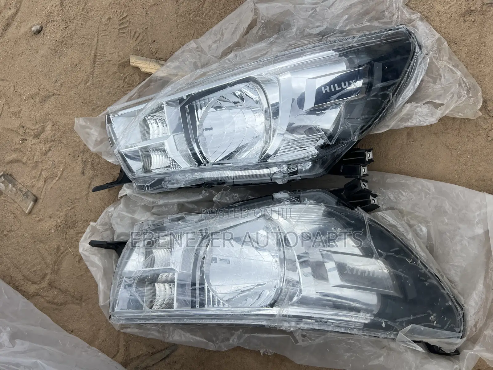 Toyota Hilux/Vigo Headlights 2015 2016 2017 2018 2019