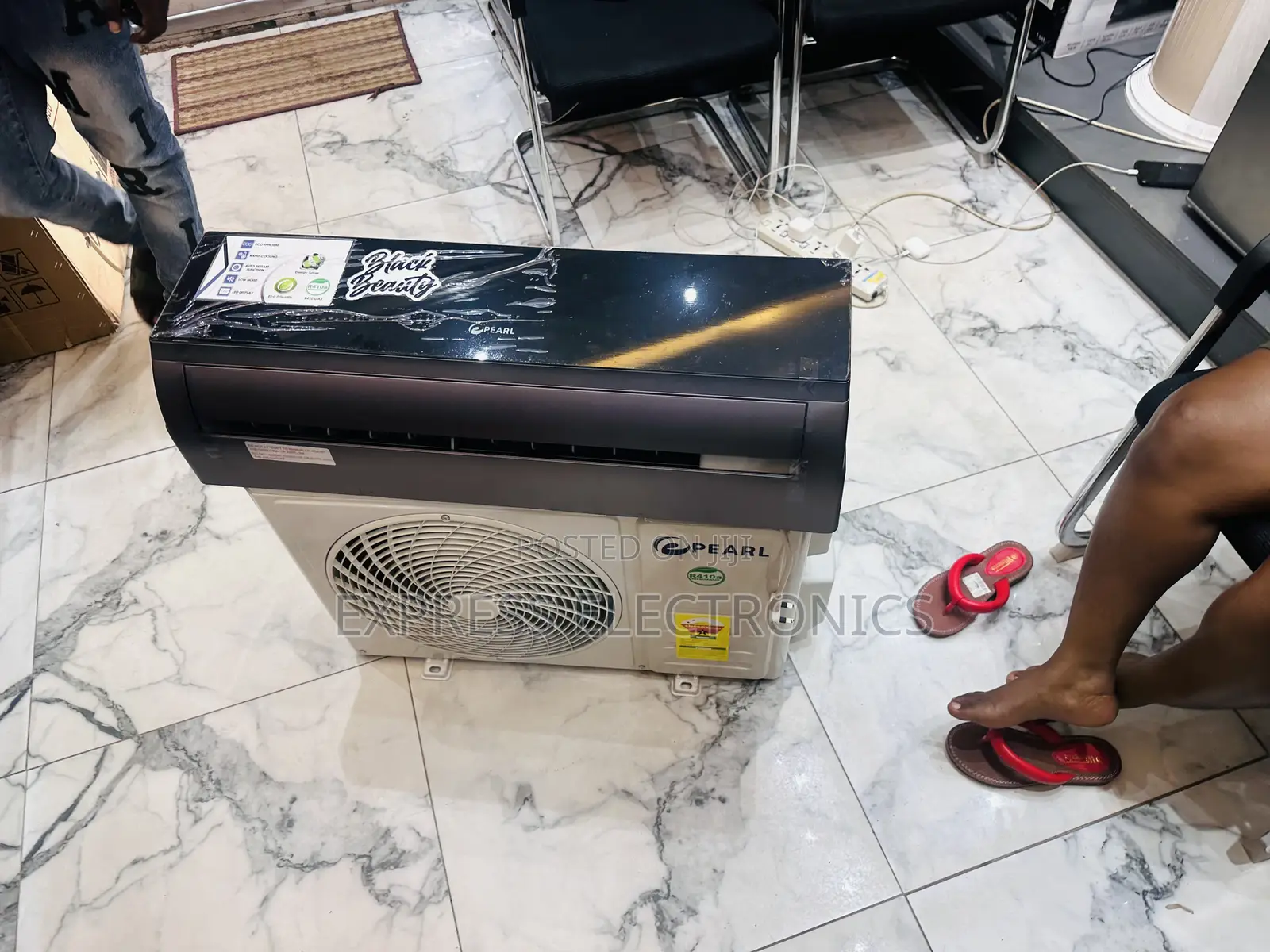 2.5hp Split Mirror  Black Pearl Air Conditioner
