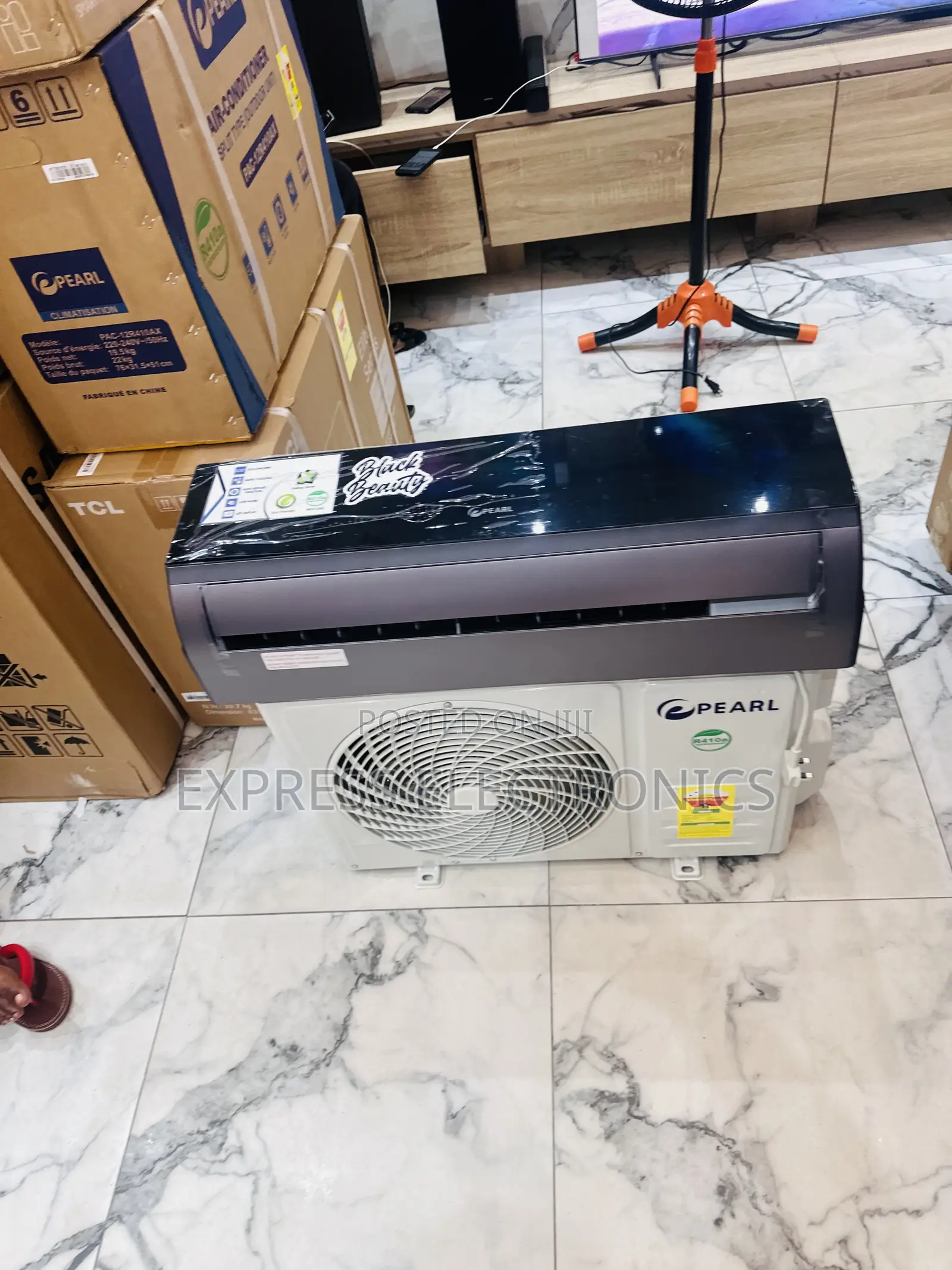 Call and Order for Black Mirror Pearl 2.5hp Air Conditioner