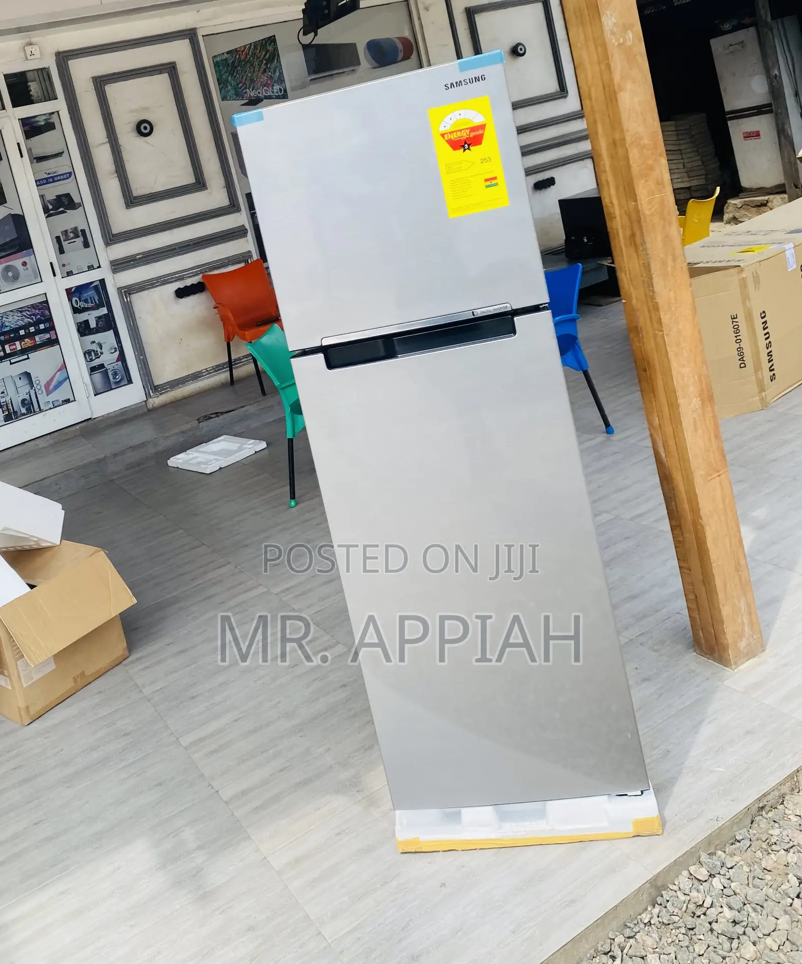 Affordable Samsung RT 31 Double Door Electric Fridge.