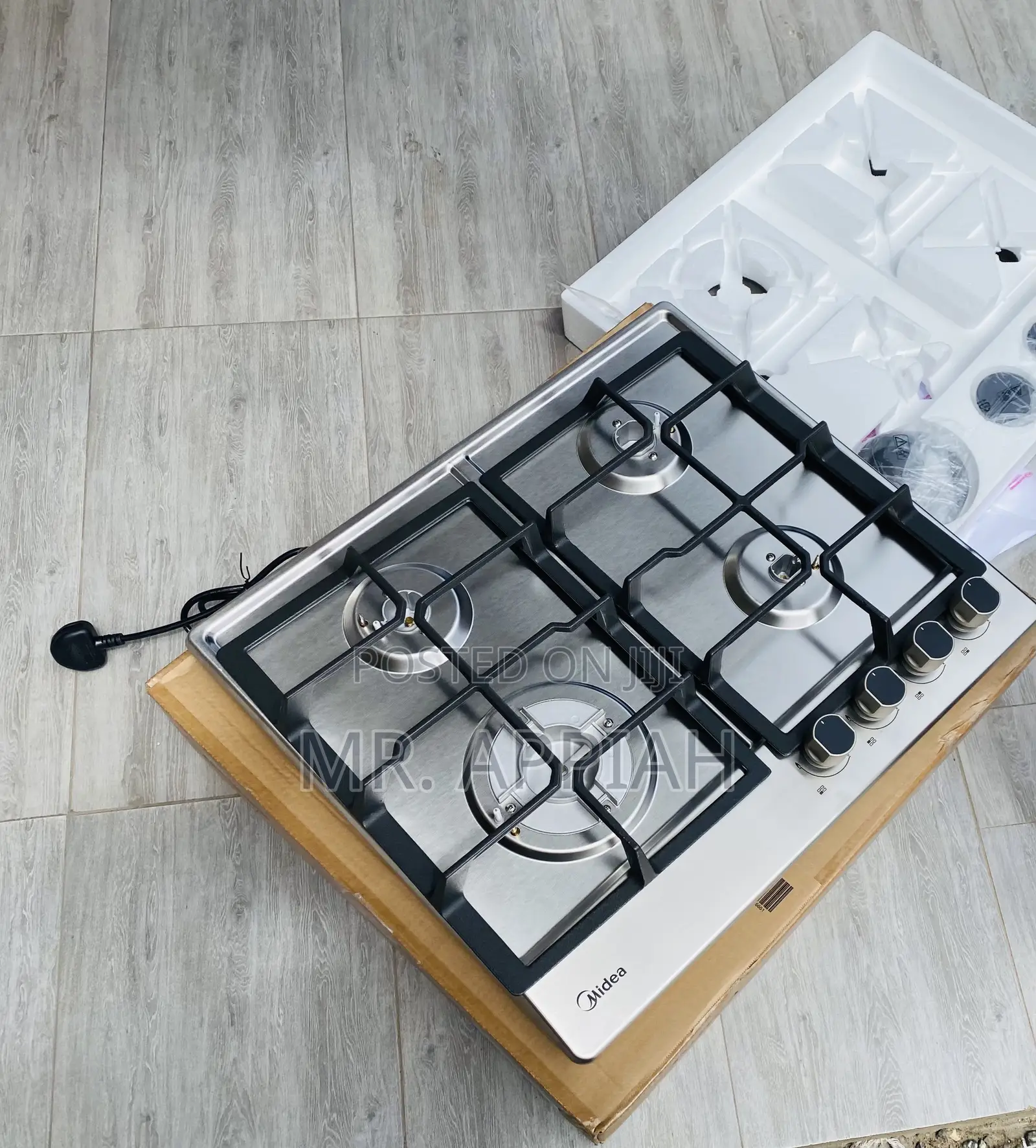Shop Classic Midea 4 Gas Built-in Burner.