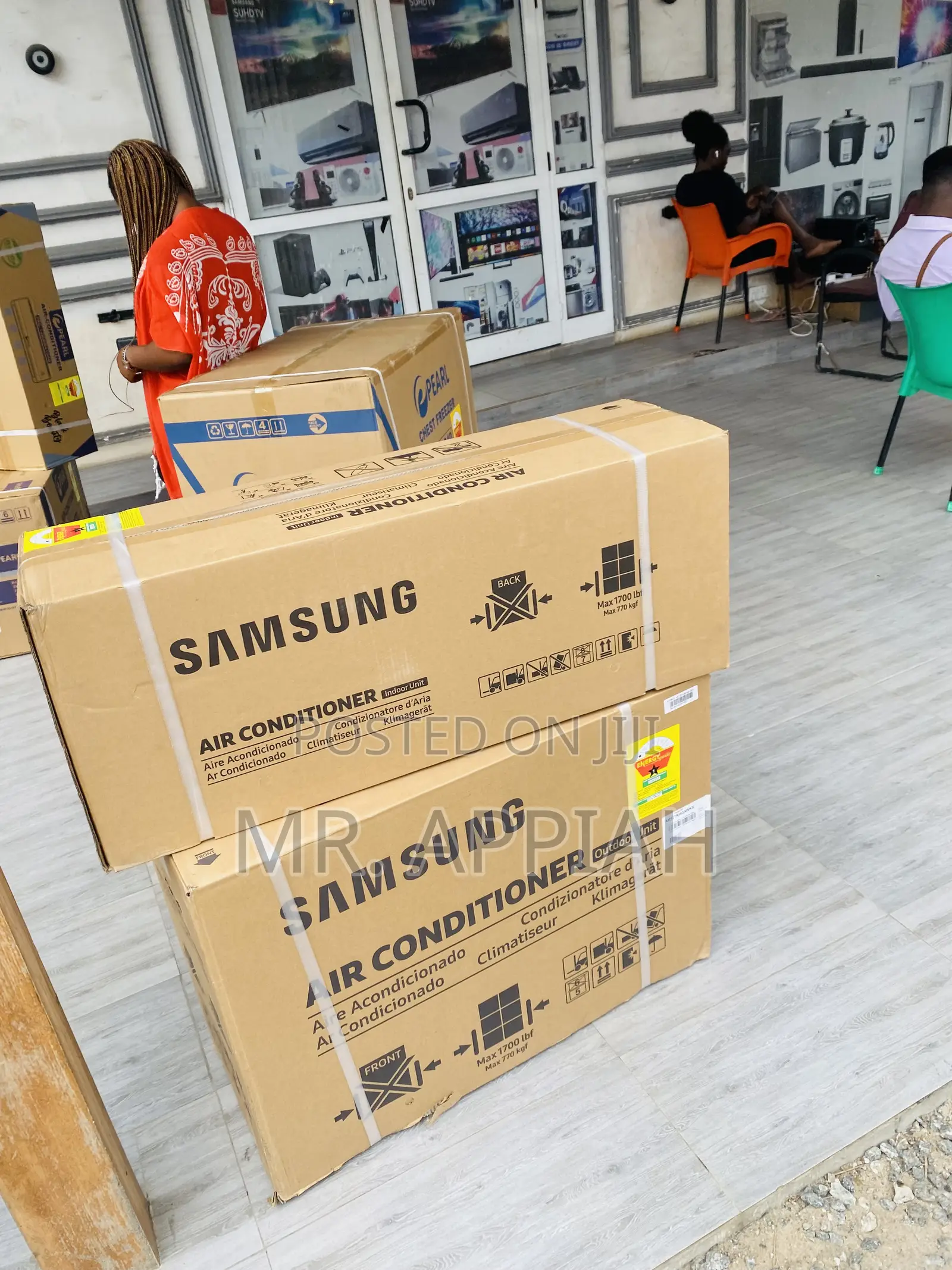 Lovely Design Samsung Split Type R410 2.0hp Ac(White).
