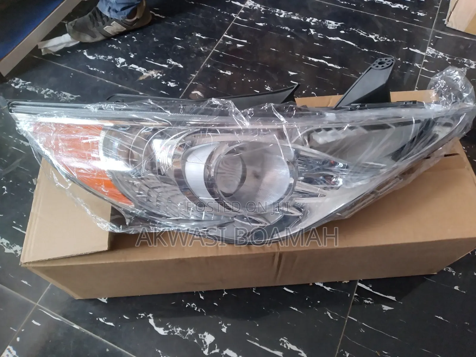 Hyundai Sonata 011- 013 Headlight Pair