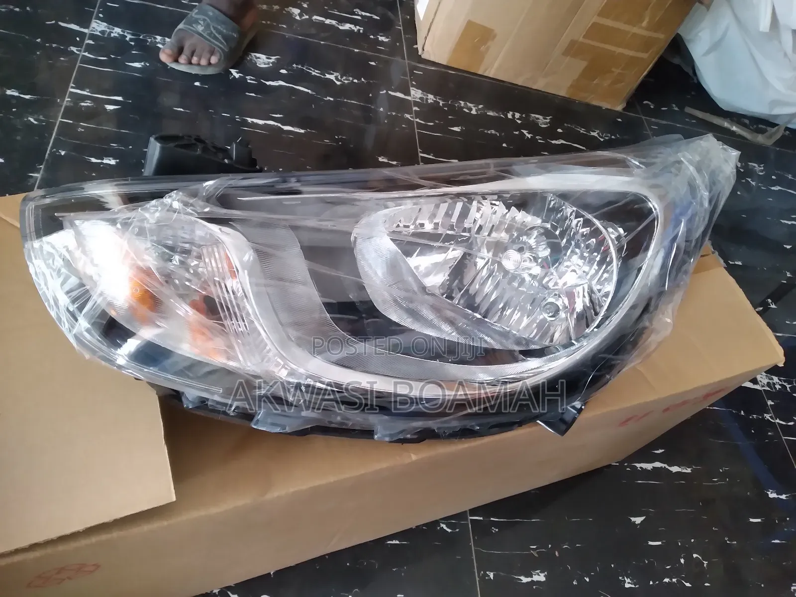 Hyundai Accent 011-013 Headlight Pair