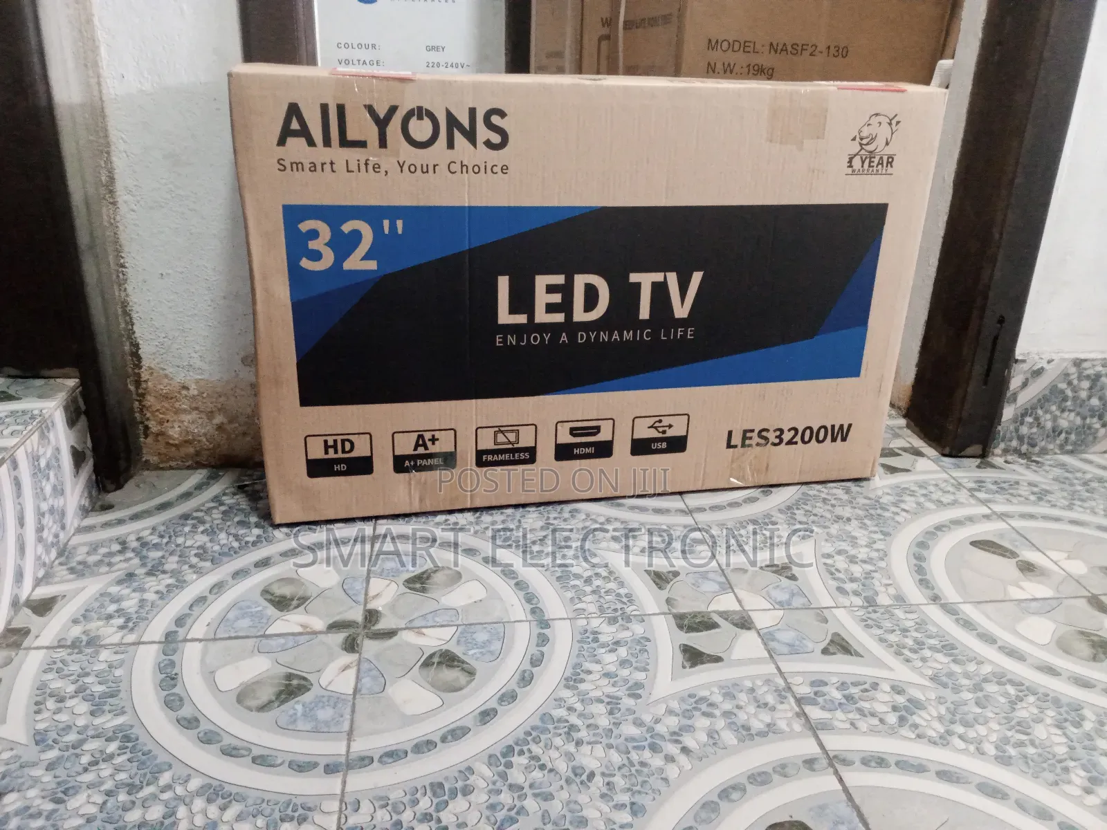 Digital Satellite Television 32inches 2024 LED Television