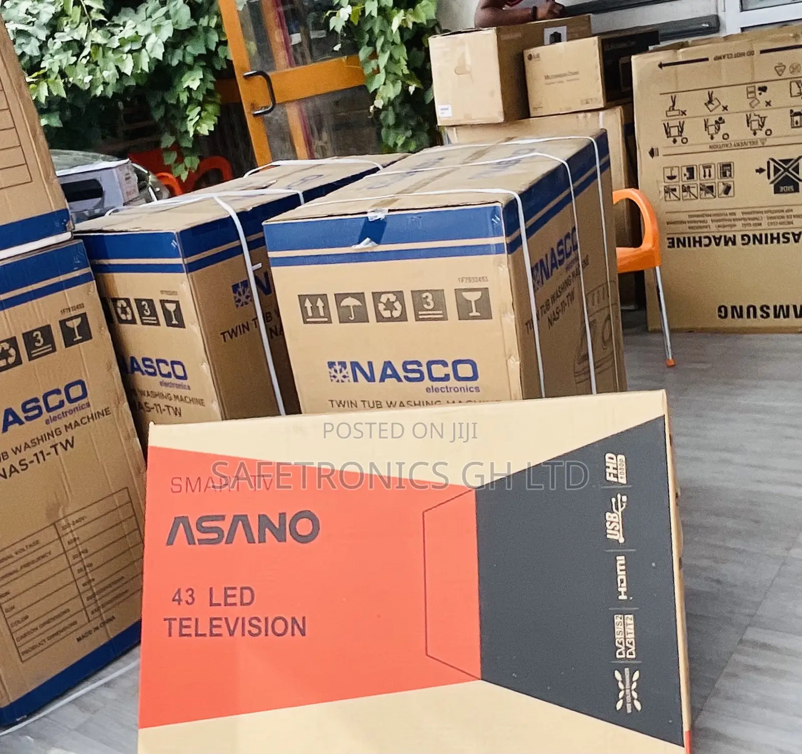 Asano 43 Inches Glossy Led UHD Smart Black Television
