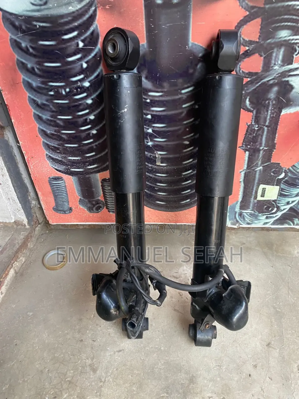 Lexus R350 2018,2023 Back Sensor Shock Absorber