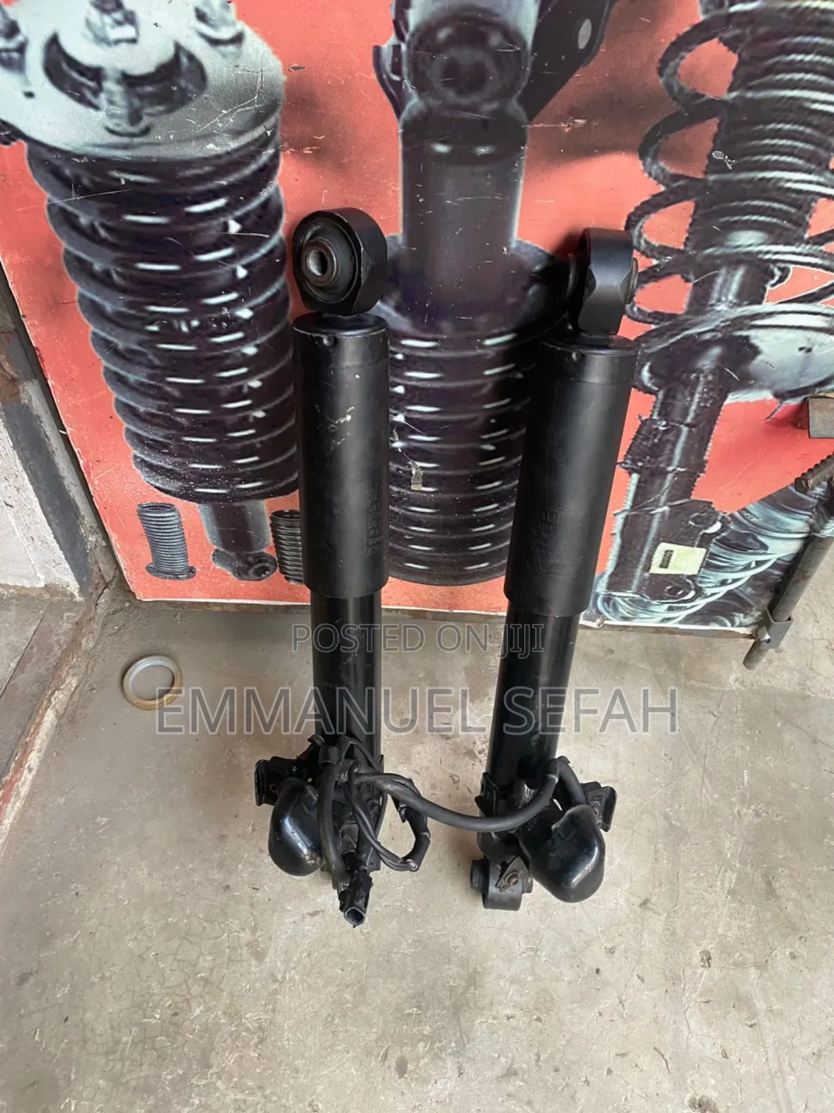 Lexus R350 2018,2023 Back Sensor Shock Absorber