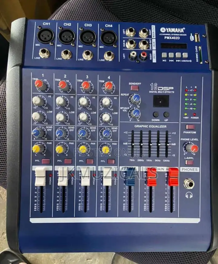Yamaha_ 4 Channel Power Mixer