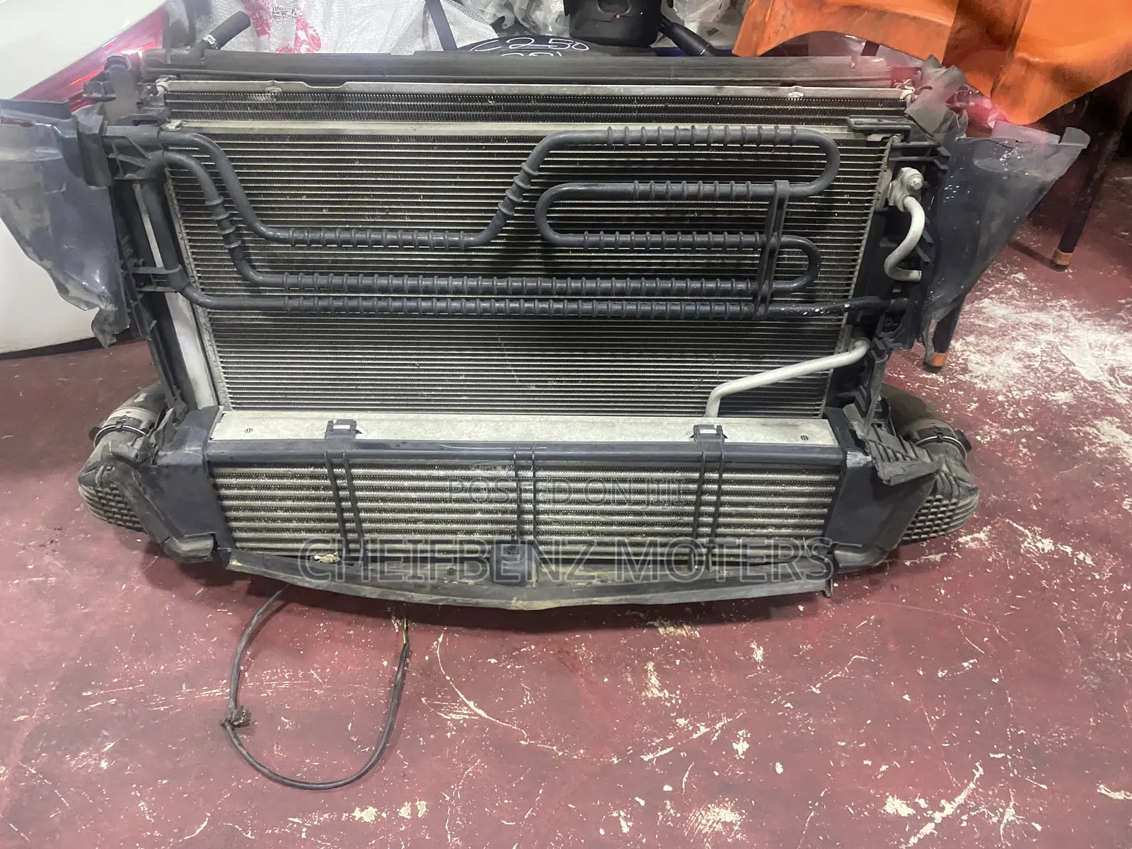 Mercedes Benz C250 2013-2014 Complete Radiator and Fan