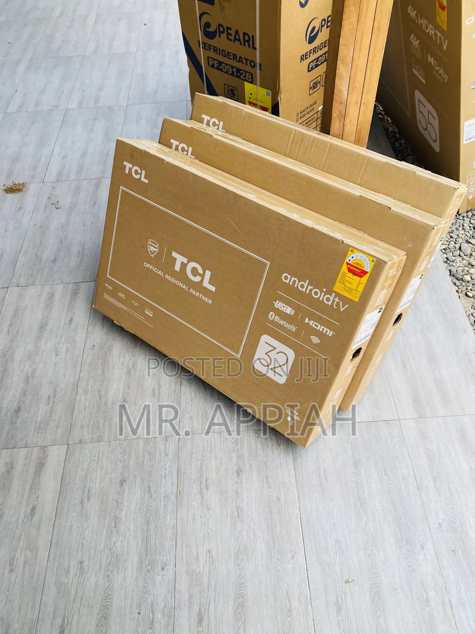Authentic TCL 32d3200 32 Inch Full HD Satellite Television