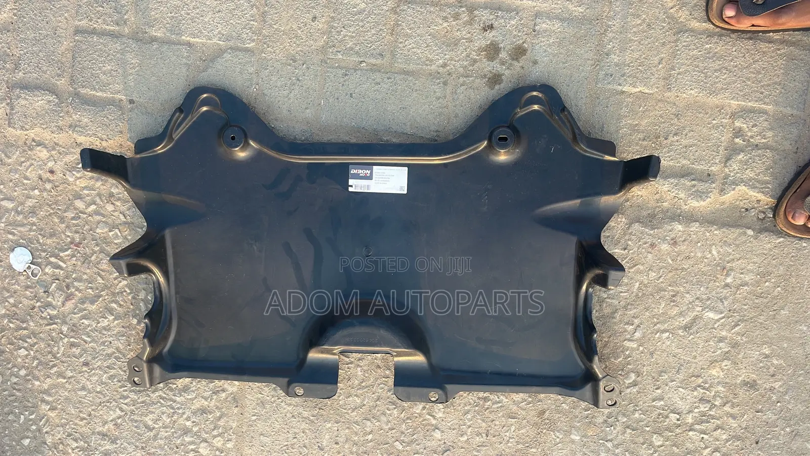 Mercedes Benz W204 C250 Radiator Panel
