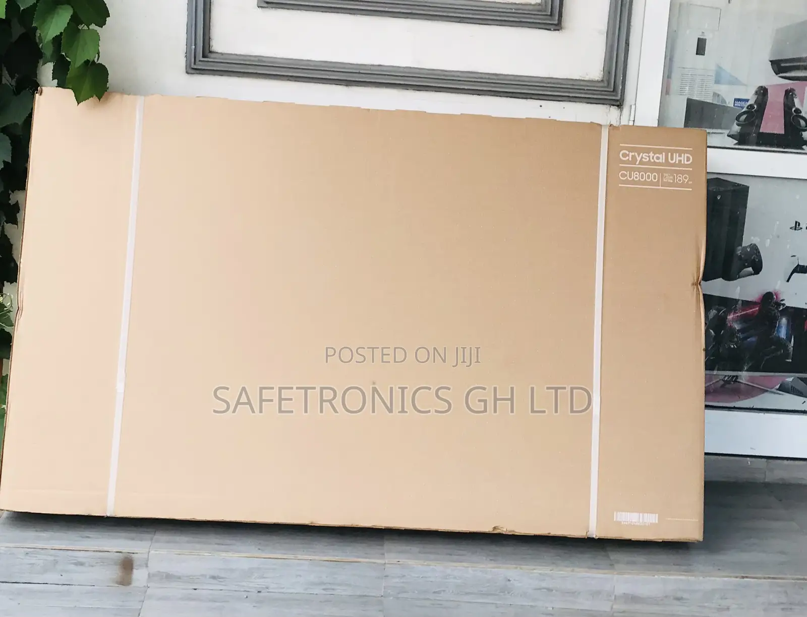 85 Inches Glossy Led UHD Smart Crystal Samsung Tv 