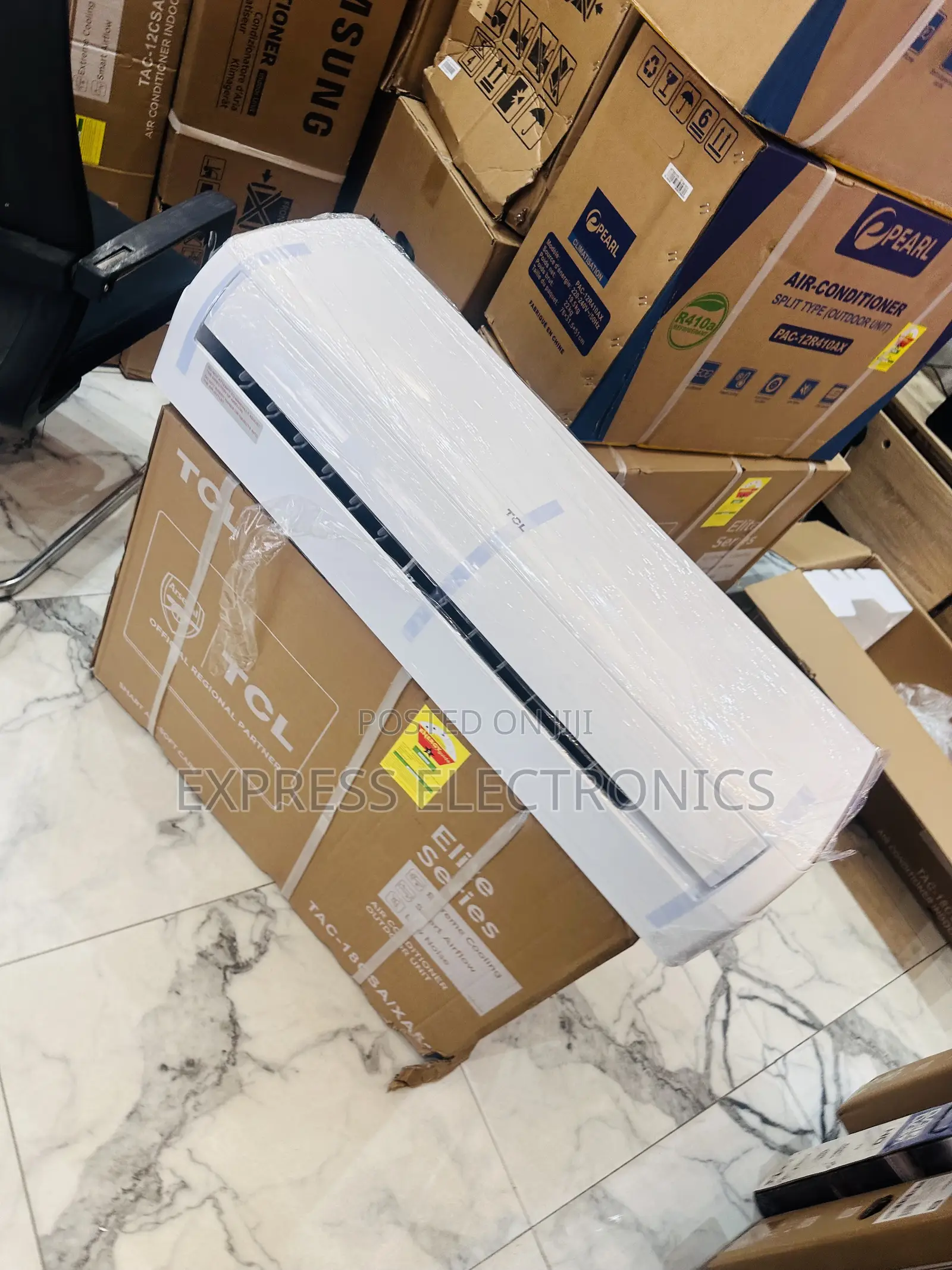 Durable Build Material Inverter TCL 2.5hp Split Ac.