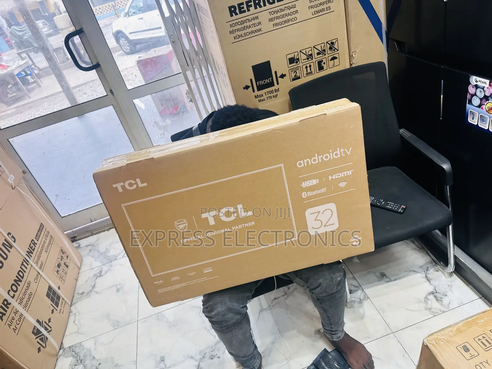 Vivid Clear Pictures FHD Smart 32”S540 TCL