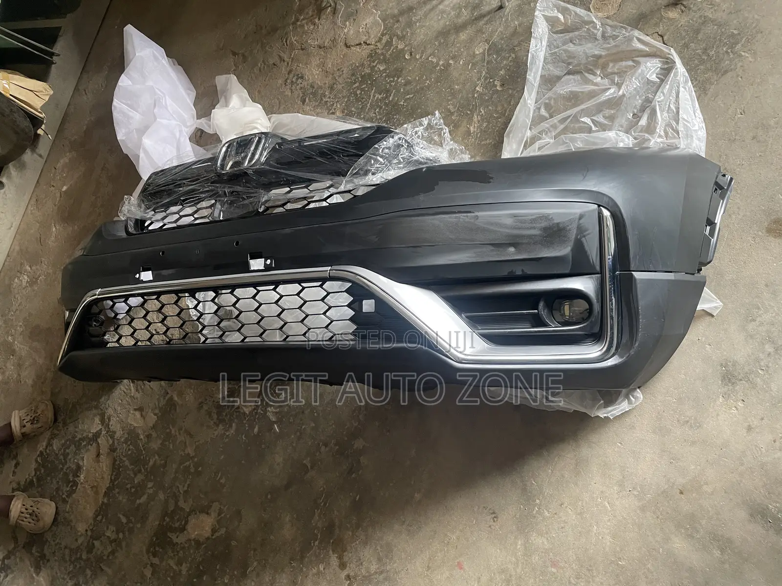 Honda CRV 2020,2021,2022 Complete Bumper