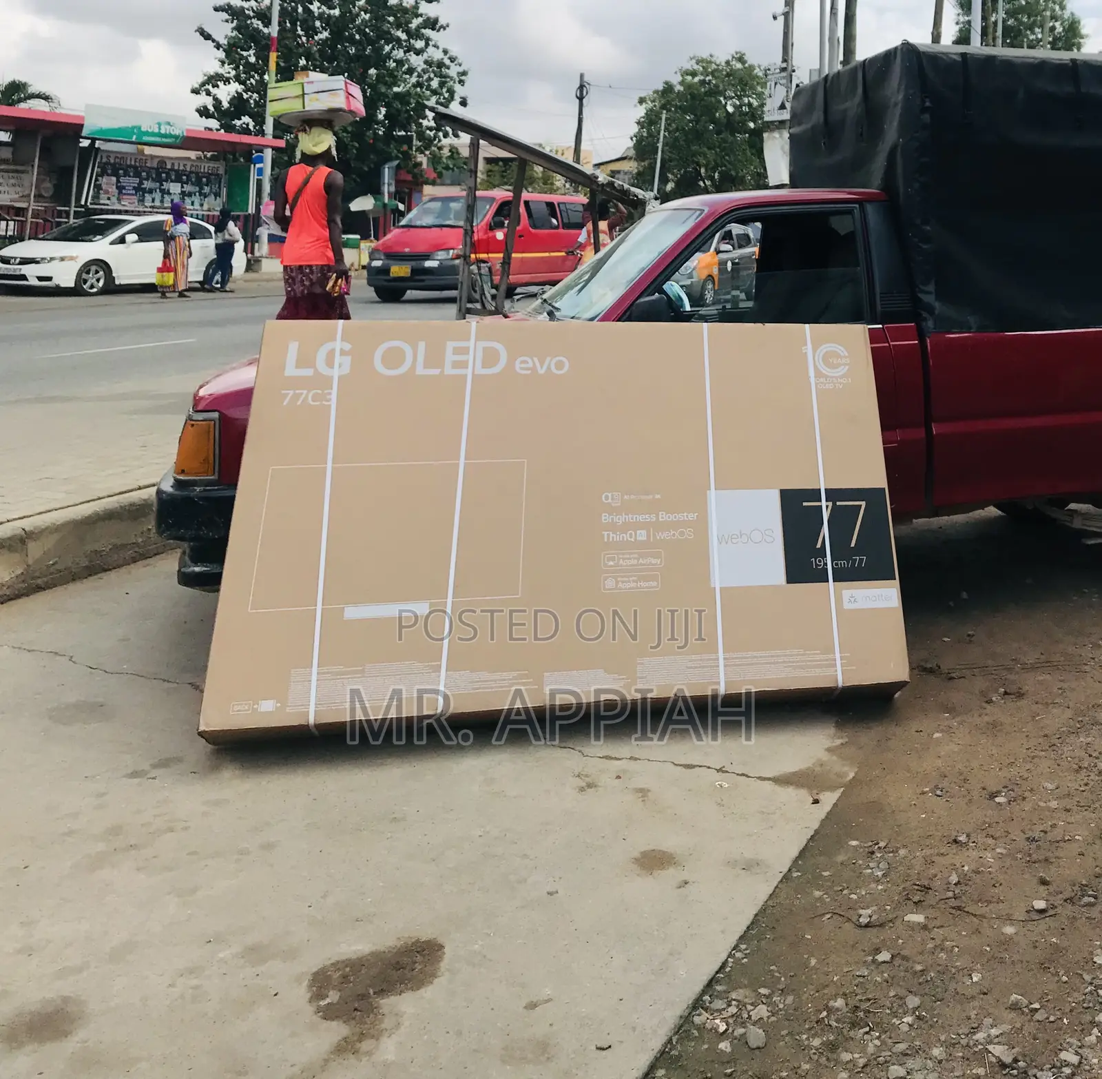 Sleek LG OLED77C26 77 Inch Oled Evo Smart Television.