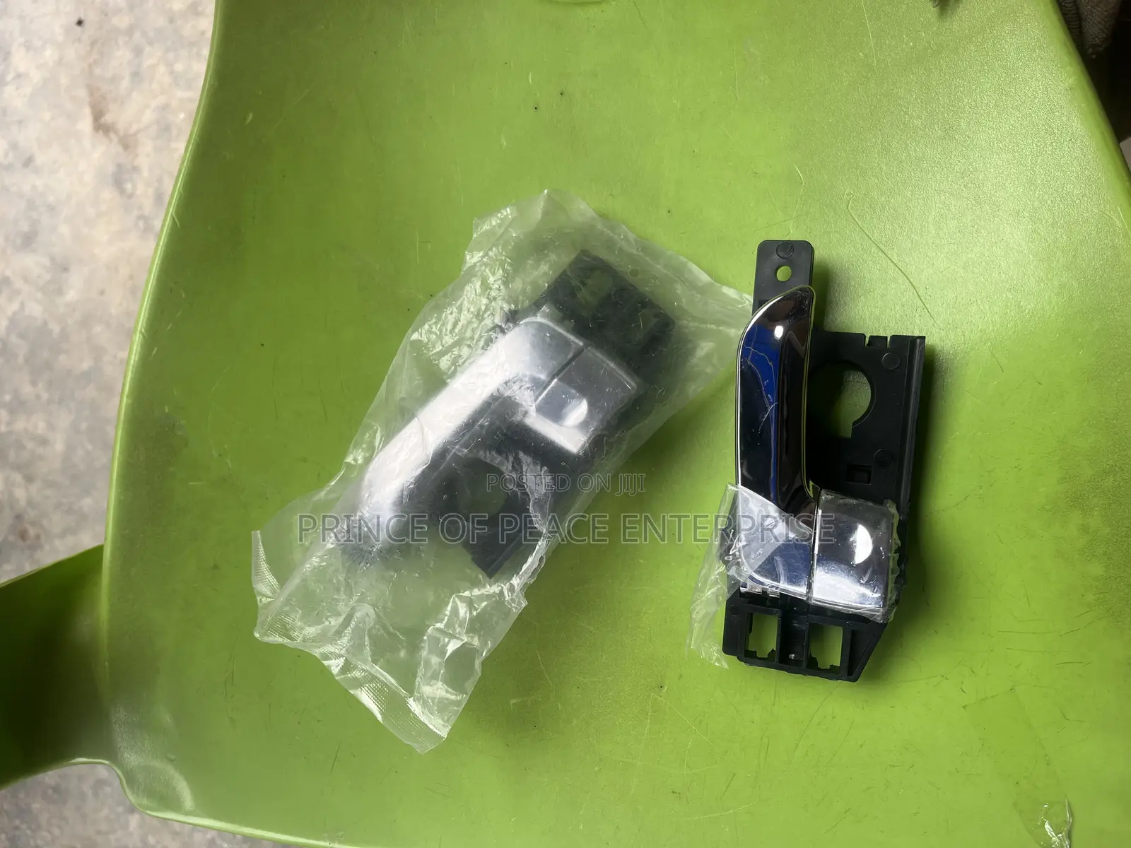 Door Handle Inside for Kia Sportage 2008